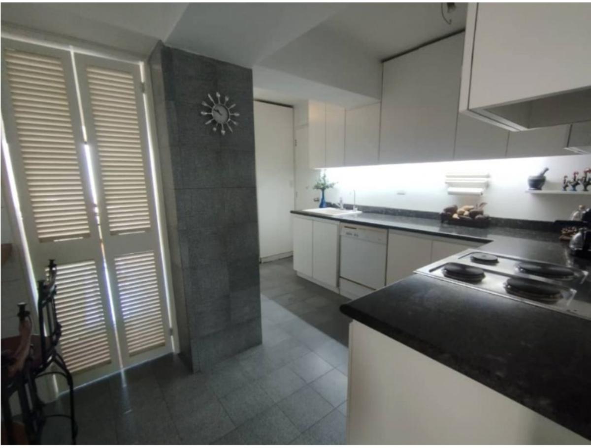 Apartamento en venta en Los Naranjos, Baruta | 3 habitaciones, 176 m² y vista al Ávila