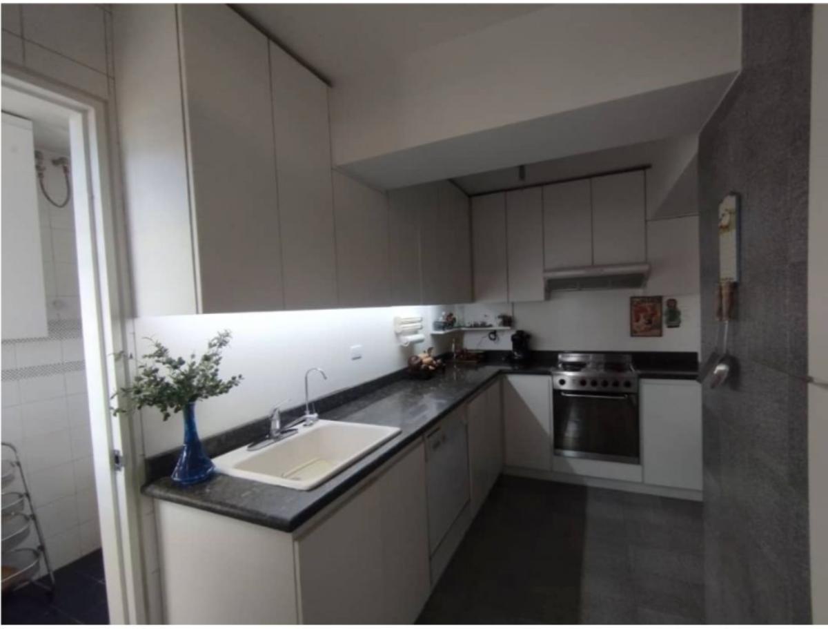 Apartamento en venta en Los Naranjos, Baruta | 3 habitaciones, 176 m² y vista al Ávila