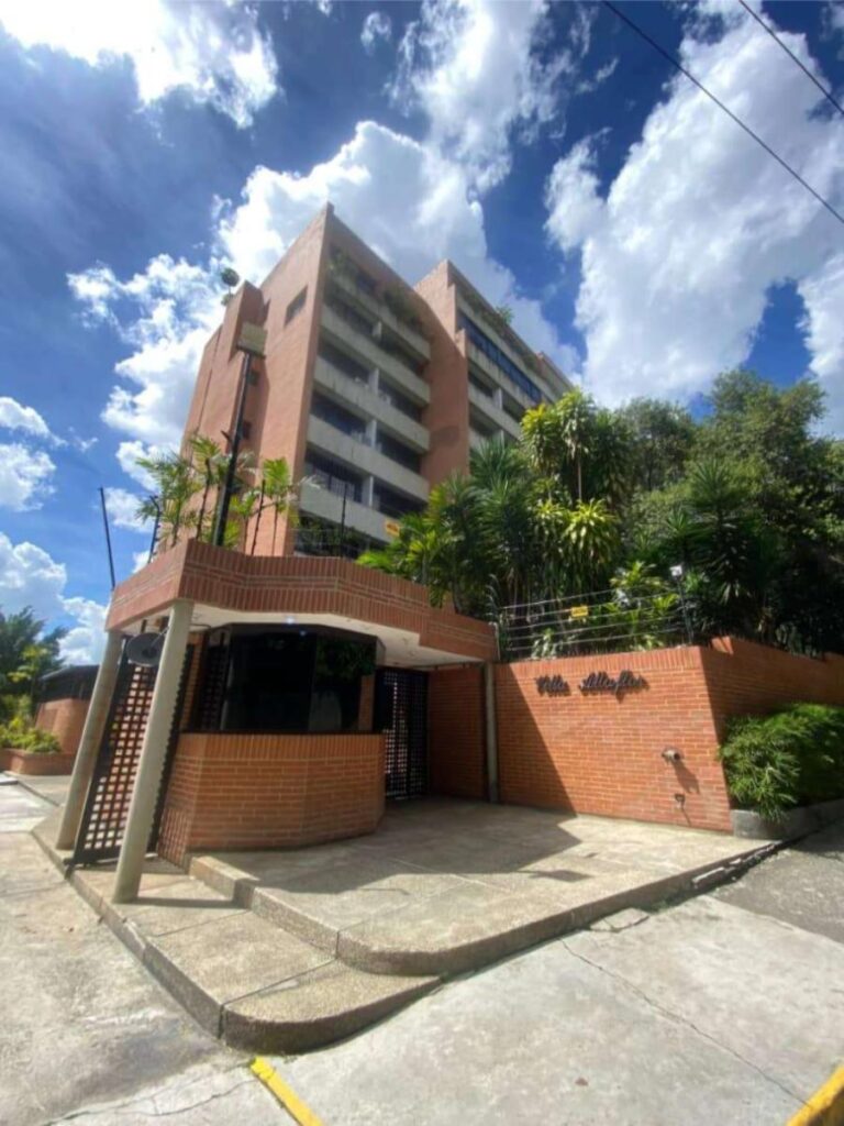 Penthouse amoblado en alquiler en Alta Florida | 403 m² y vista 360°