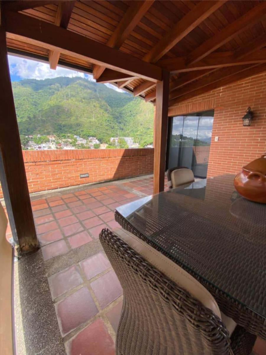 Penthouse amoblado en alquiler en Alta Florida | 403 m² y vista 360°