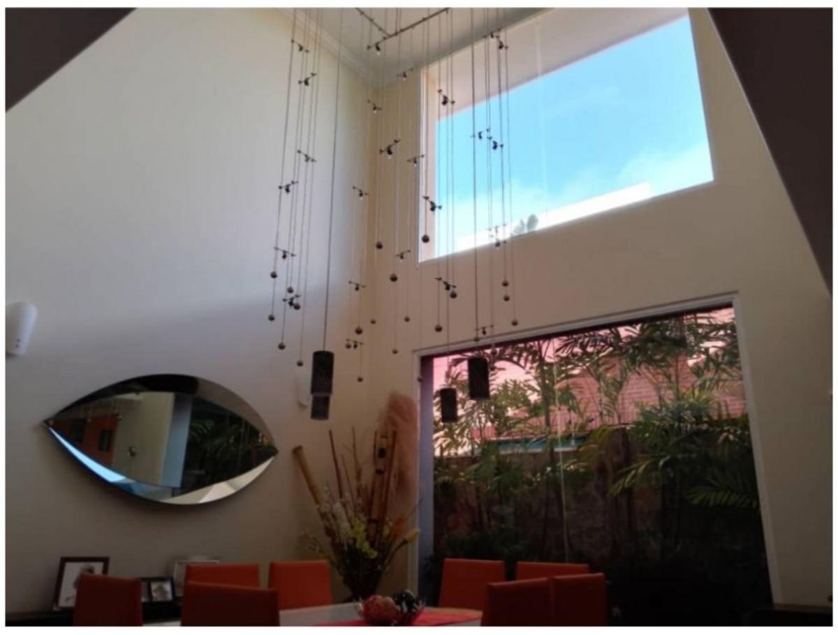 Casa en venta en Lomas de La Lagunita, El Hatillo | 5 habitaciones y 400 m²