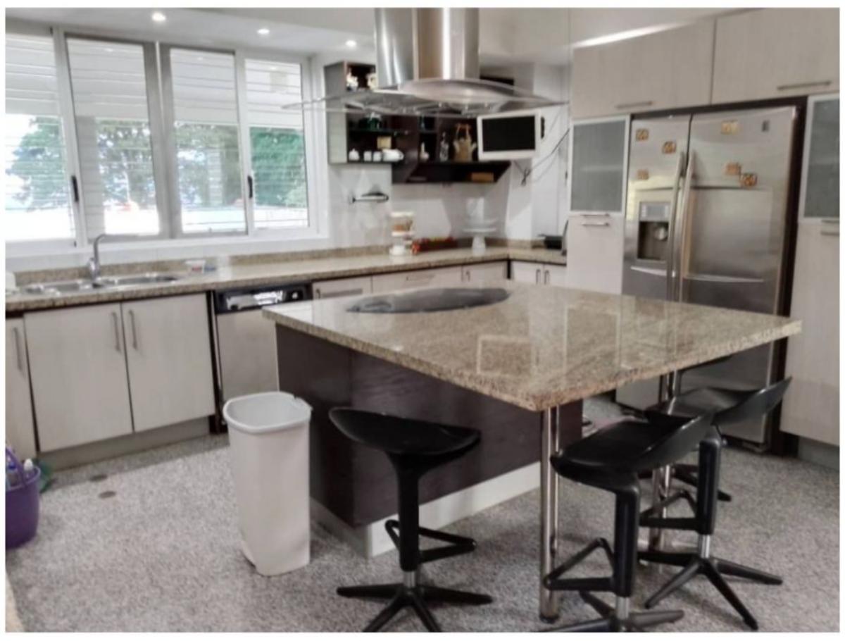 Casa en venta en Lomas de La Lagunita, El Hatillo | 5 habitaciones y 400 m²