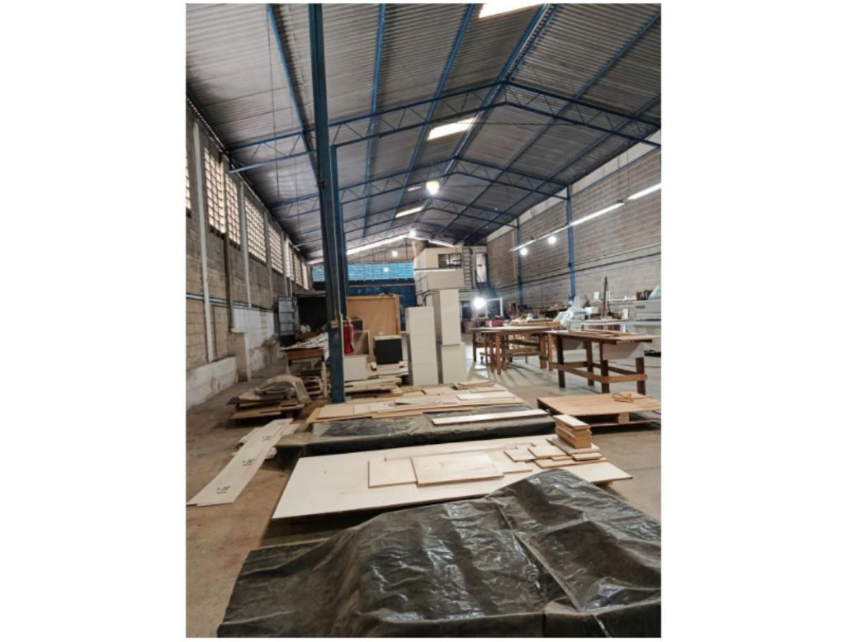Galpón industrial en venta en Filas de Mariche | 480 m² y capacidad para 4 contenedores