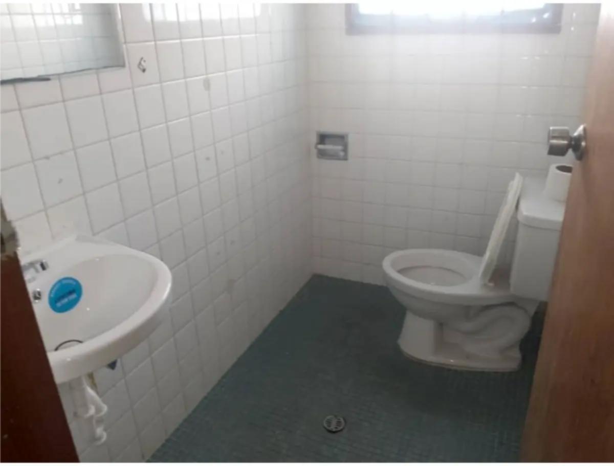 Local en alquiler en Las Minas de Baruta, sector La Naya | 406 m²
