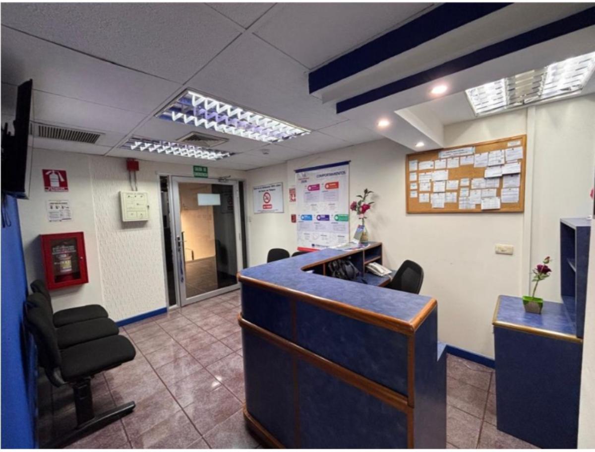 Oficina corporativa en alquiler en San Bernardino | 259 m² y 6 espacios privados